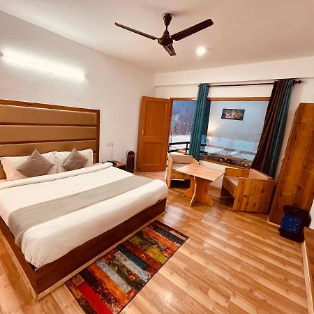 Himalayan Riverpark - A Four Star Luxury Hotel, Manali Buitenkant foto