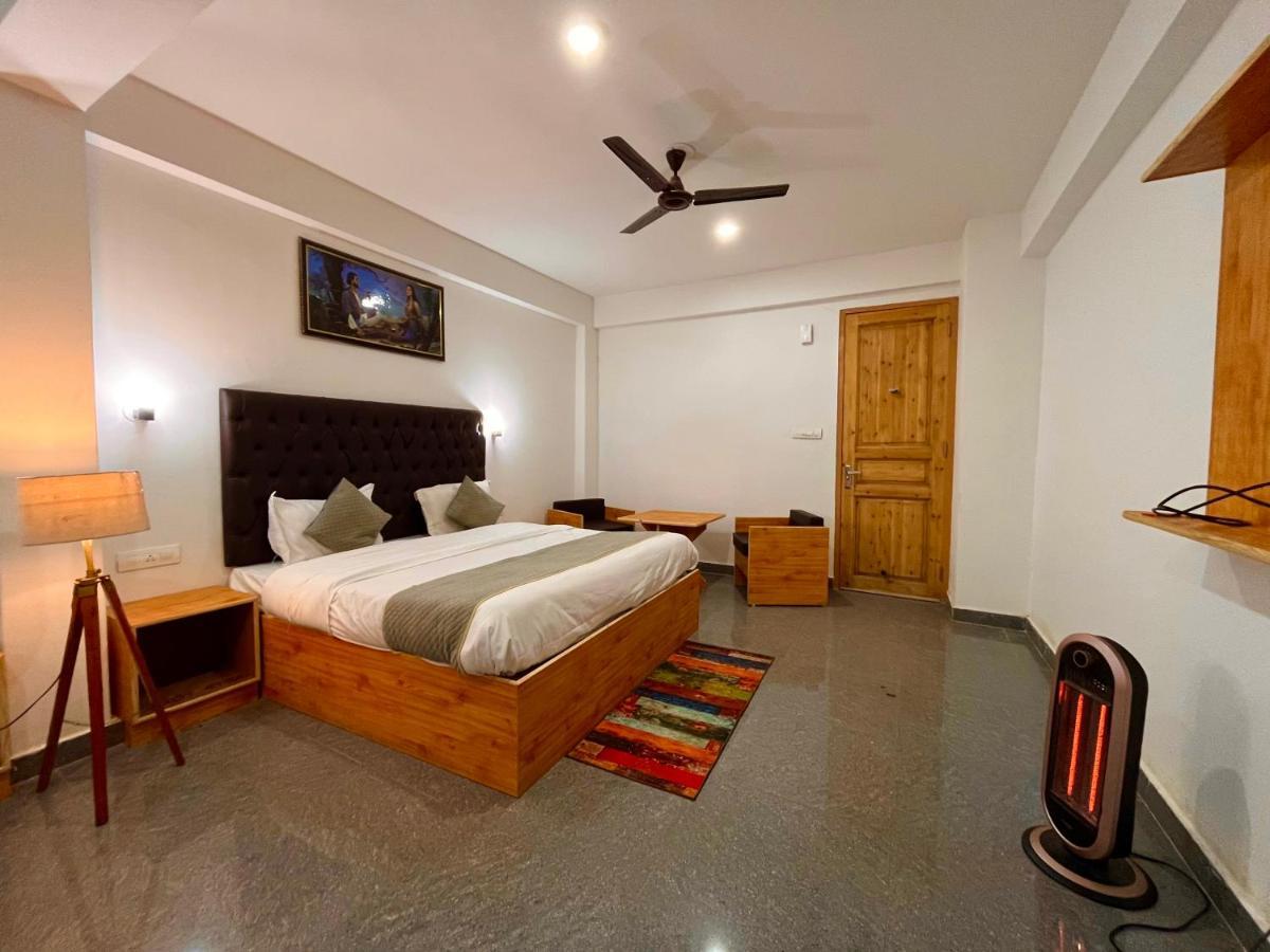 Himalayan Riverpark - A Four Star Luxury Hotel, Manali Buitenkant foto