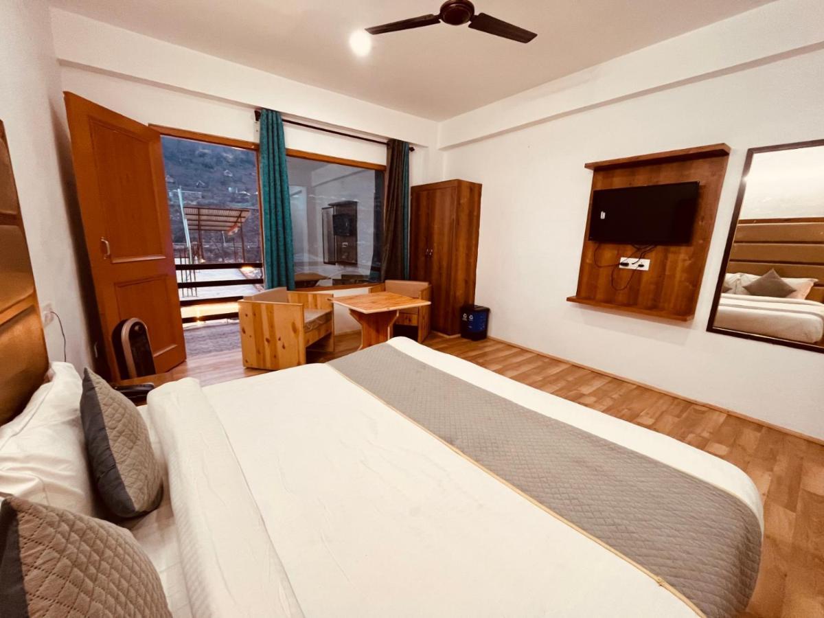 Himalayan Riverpark - A Four Star Luxury Hotel, Manali Buitenkant foto