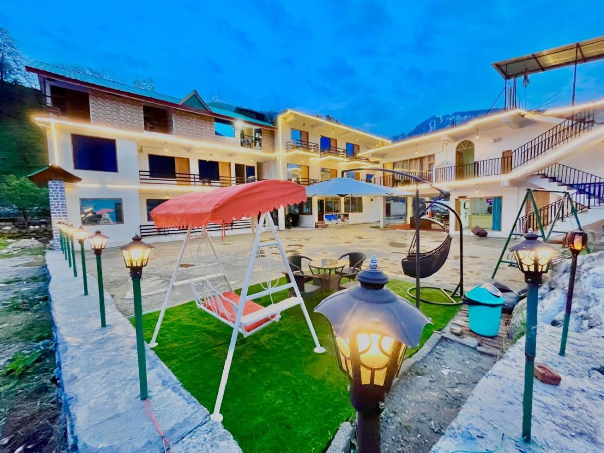 Himalayan Riverpark - A Four Star Luxury Hotel, Manali Buitenkant foto